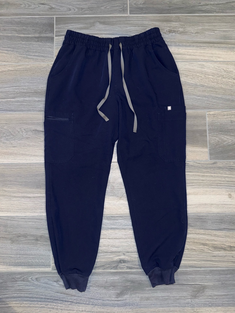 Figs Men's Navy Blue Drawstring Jogger Sweatpants
